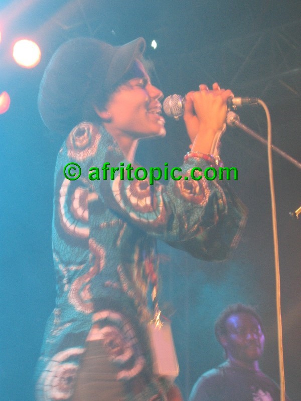 ../Images/afw2006b 410.jpg